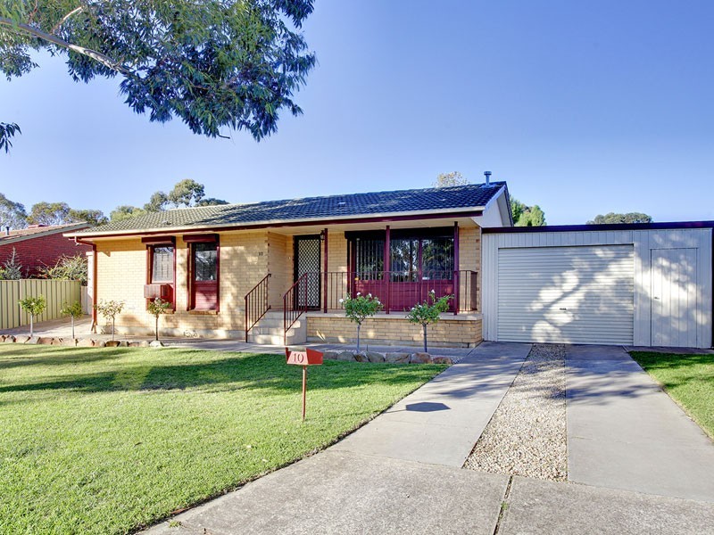 10 Simeon Crescent, Morphett Vale SA 5162
