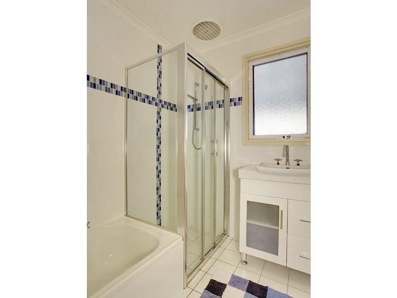 10 Simeon Crescent, Morphett Vale SA 5162