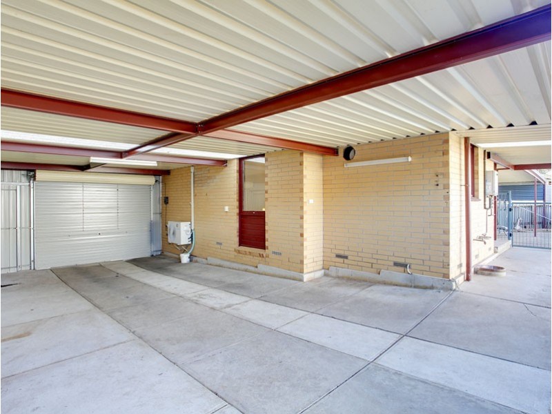 10 Simeon Crescent, Morphett Vale SA 5162