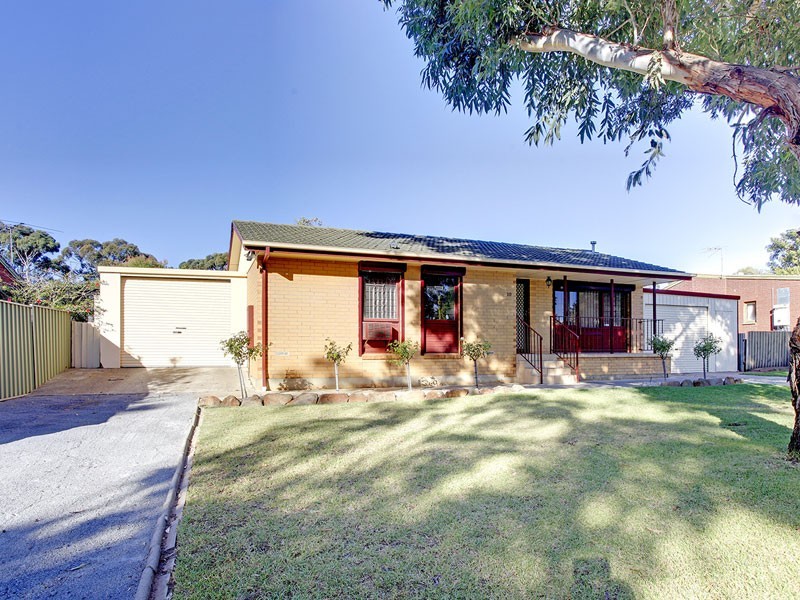 10 Simeon Crescent, Morphett Vale SA 5162