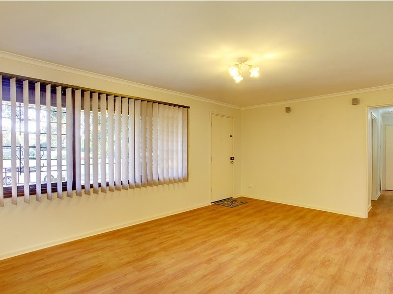 10 Simeon Crescent, Morphett Vale SA 5162