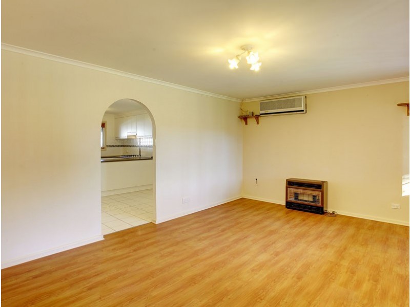 10 Simeon Crescent, Morphett Vale SA 5162
