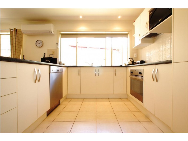 2 Ridge Place, Aberfoyle Park SA 5159