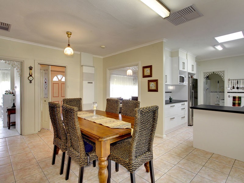 4 Janet Crescent, Morphett Vale SA 5162