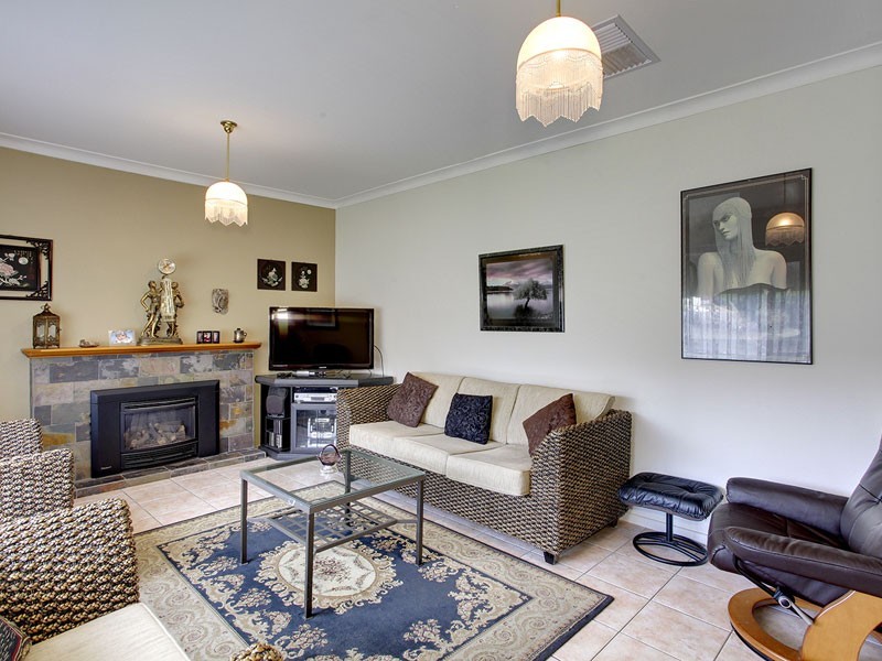 4 Janet Crescent, Morphett Vale SA 5162