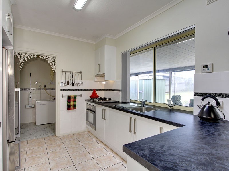 4 Janet Crescent, Morphett Vale SA 5162