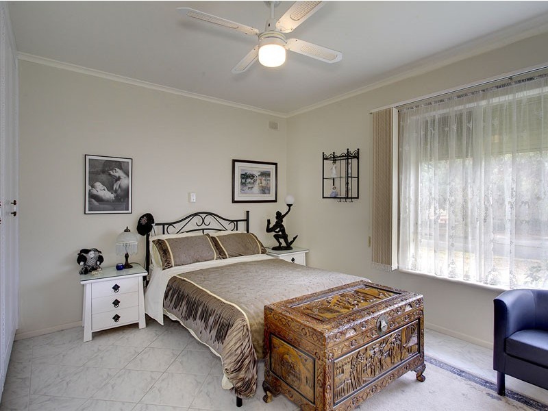 4 Janet Crescent, Morphett Vale SA 5162