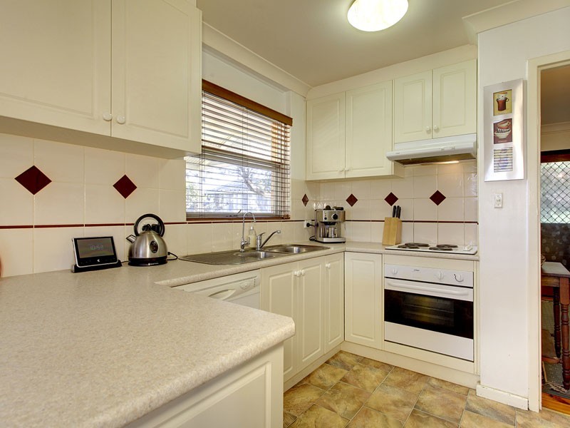 18 Field Street, Reynella SA 5161