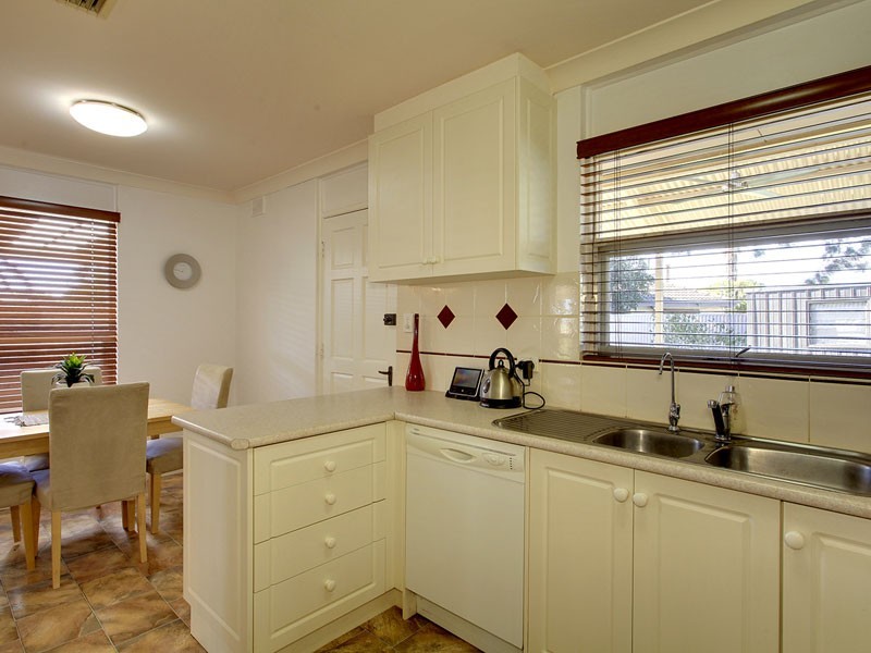 18 Field Street, Reynella SA 5161