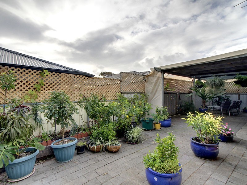 Unit 1, 3 Paramount Avenue, Hackham SA 5163