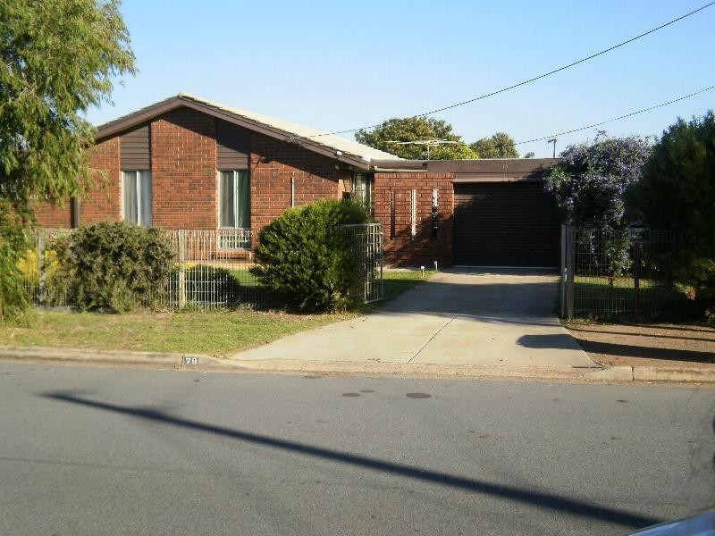 79 Kalgoorlie Avenue, Port Noarlunga SA 5167