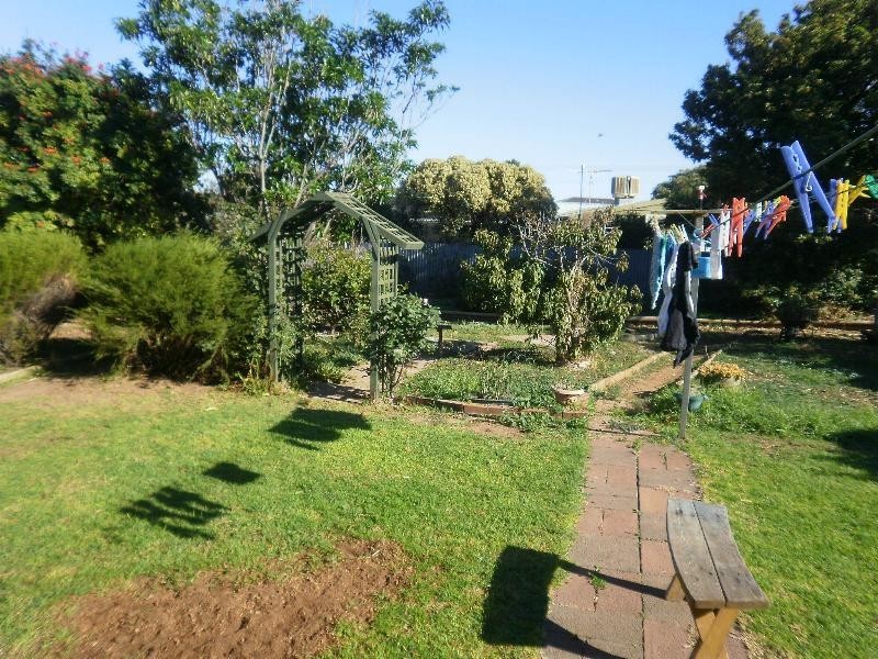 79 Kalgoorlie Avenue, Port Noarlunga SA 5167