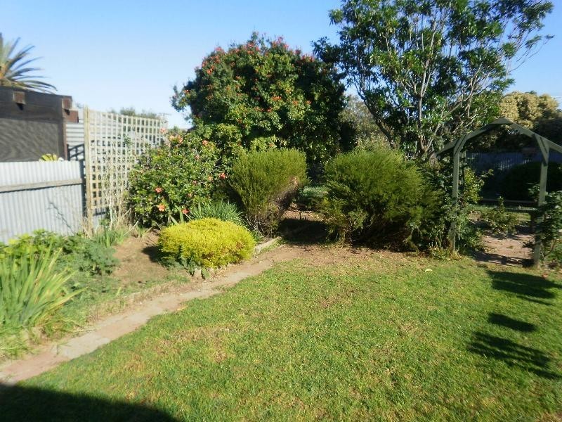 79 Kalgoorlie Avenue, Port Noarlunga SA 5167