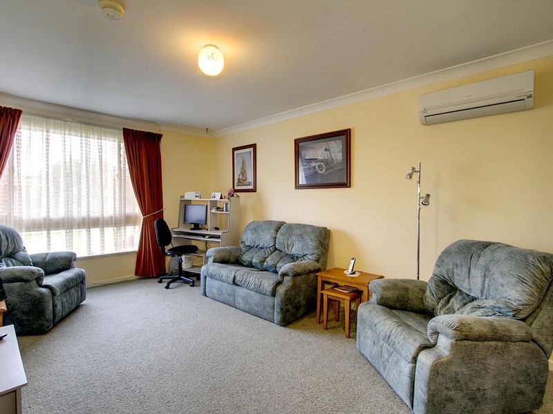 19 Weeroona Avenue, Port Noarlunga South SA 5167