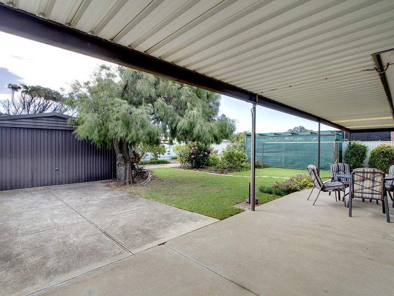 19 Weeroona Avenue, Port Noarlunga South SA 5167