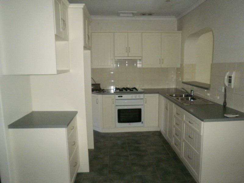 5 Pedro Avenue, Morphett Vale SA 5162