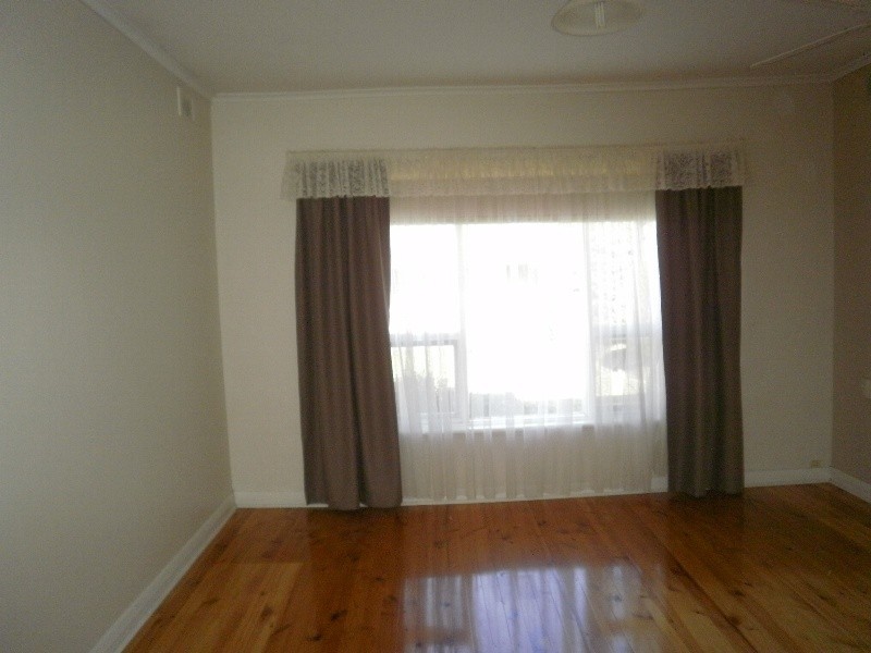 5 Pedro Avenue, Morphett Vale SA 5162