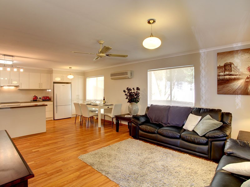 Unit 6, 4-6 Pridmore Avenue, Mclaren Vale SA 5171