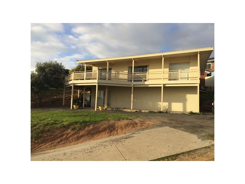 1 Tingira Drive, O’sullivan Beach SA 5166