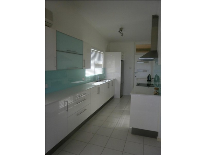 1 Tingira Drive, O’sullivan Beach SA 5166