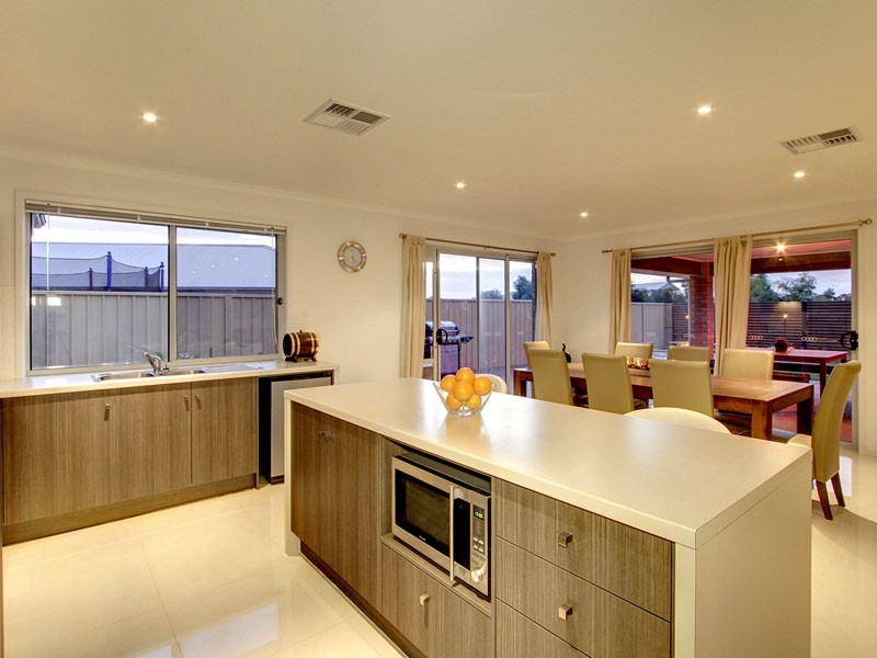 7 Knoll Avenue, Aldinga Beach SA 5173