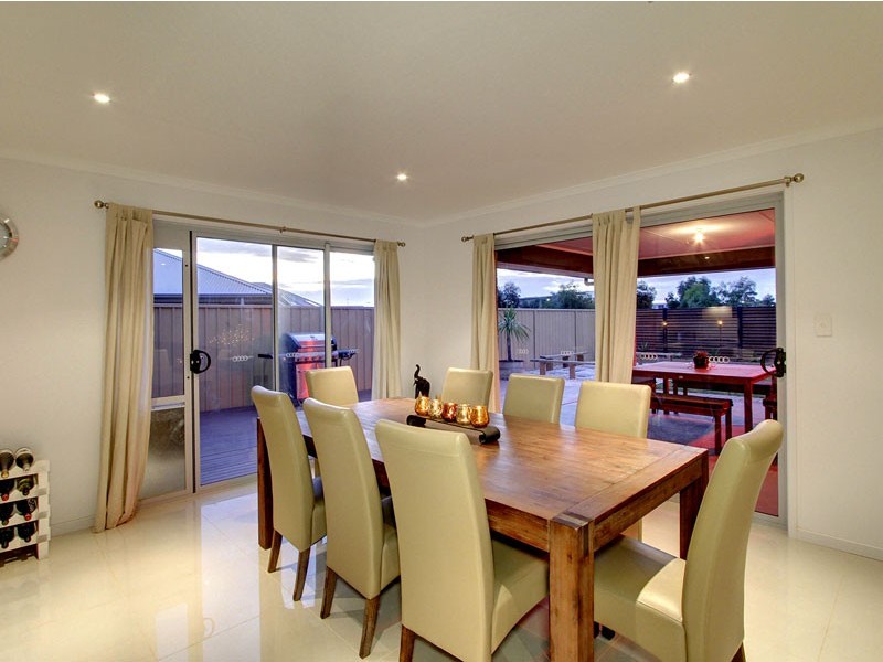 7 Knoll Avenue, Aldinga Beach SA 5173