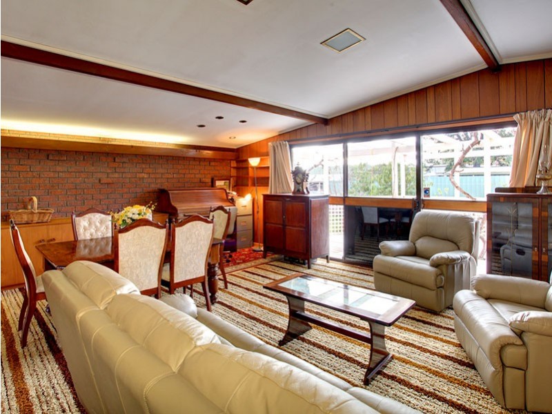 19 Surrey Parade, Morphett Vale SA 5162