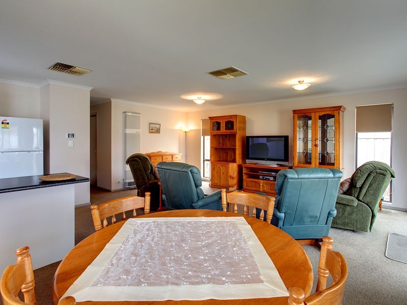 28 Lynton Terrace, Seaford SA 5169