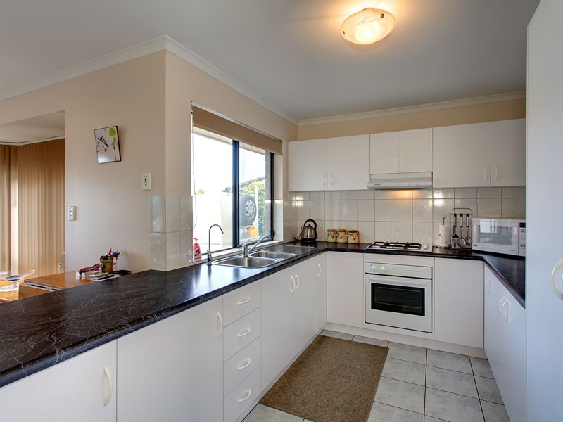 28 Lynton Terrace, Seaford SA 5169