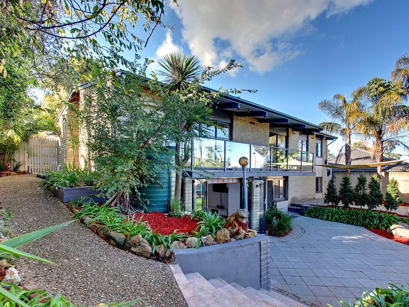 16 Nightingale Crescent, O’halloran Hill SA 5158