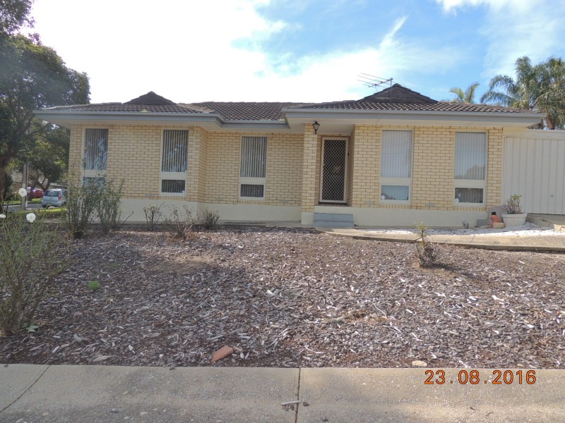 4 Sylvia Way, Hackham SA 5163