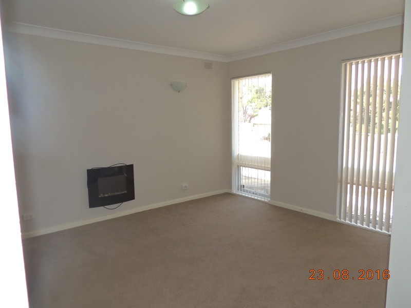 4 Sylvia Way, Hackham SA 5163