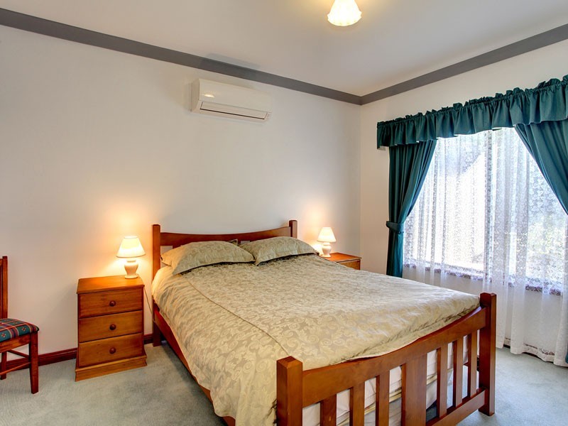 22 Valley View Drive, Mclaren Vale SA 5171