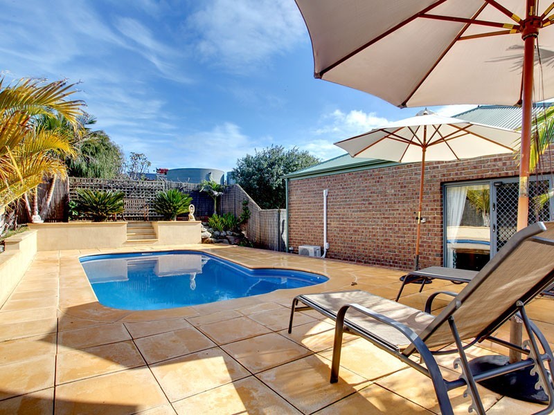 22 Valley View Drive, Mclaren Vale SA 5171