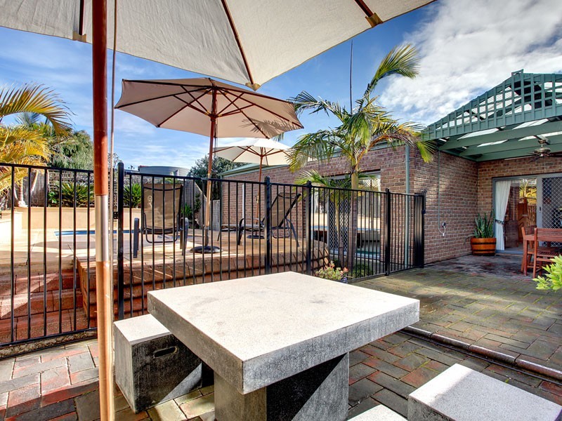 22 Valley View Drive, Mclaren Vale SA 5171