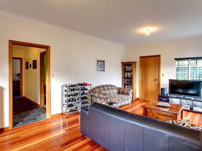 27 Deemster Avenue, Christies Beach SA 5165