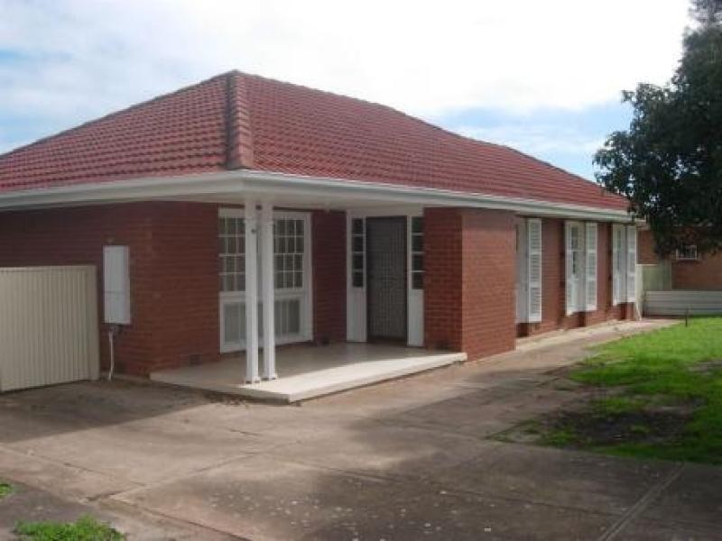 16 Elizabeth Road, Christie Downs SA 5164