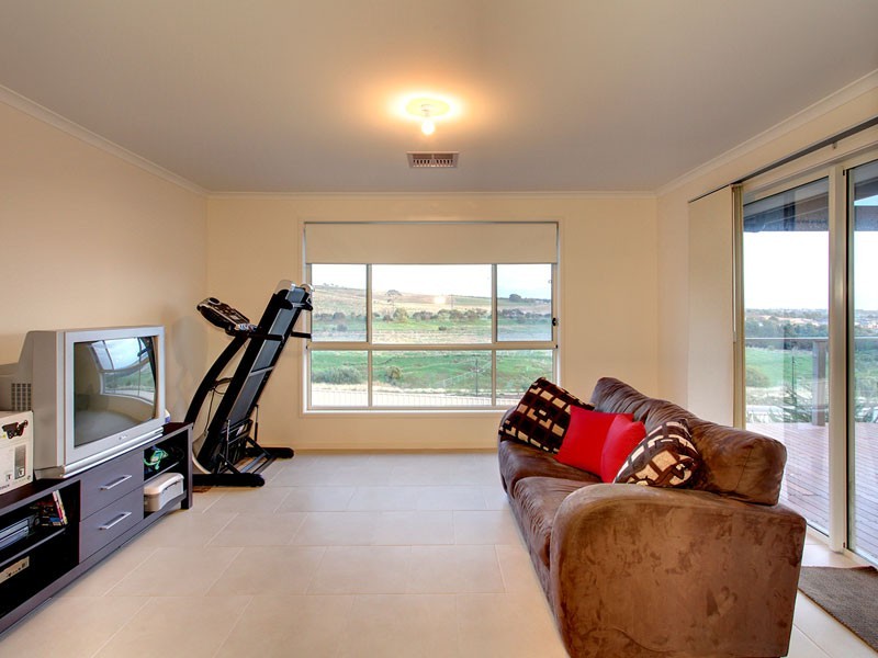 6 Auldstone Place, Huntfield Heights SA 5163