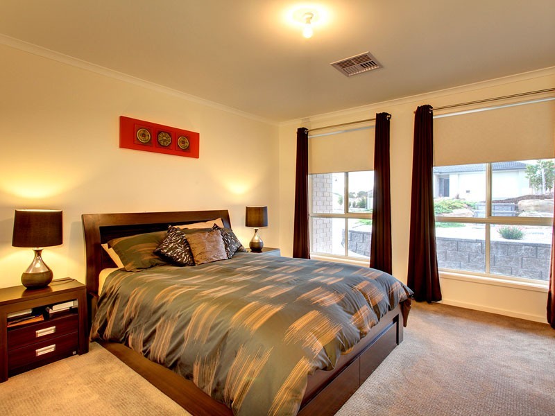 6 Auldstone Place, Huntfield Heights SA 5163