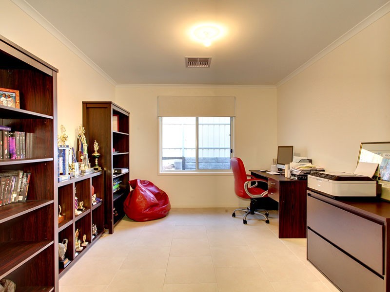 6 Auldstone Place, Huntfield Heights SA 5163