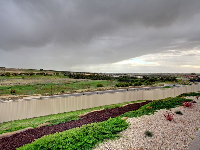 6 Auldstone Place, Huntfield Heights SA 5163