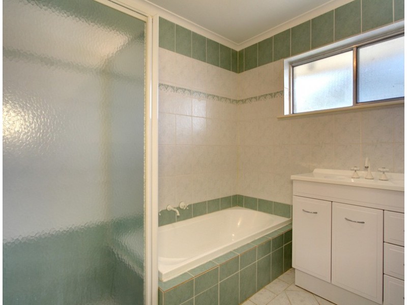 34 Beacon Crescent, Seaford SA 5169
