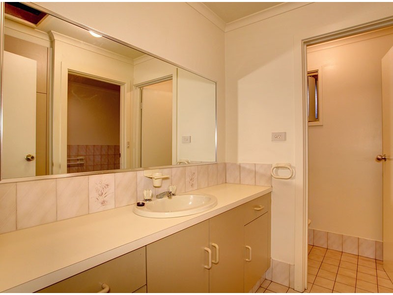 37 Sherebrooke Boulevard, Woodcroft SA 5162