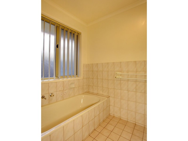 37 Sherebrooke Boulevard, Woodcroft SA 5162