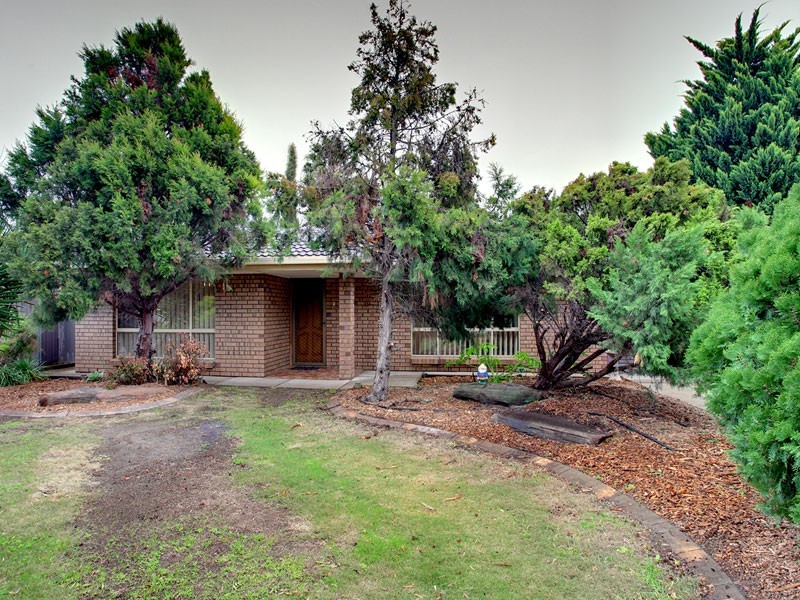 37 Sherebrooke Boulevard, Woodcroft SA 5162