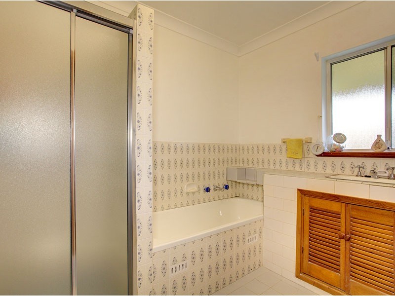 11 Haseldene Drive, Christie Downs SA 5164