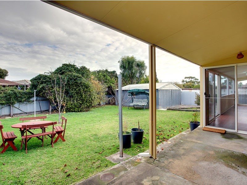 11 Haseldene Drive, Christie Downs SA 5164