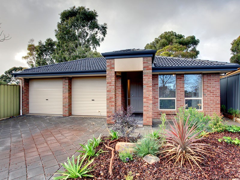 23 Scarvell Avenue, Trott Park SA 5158