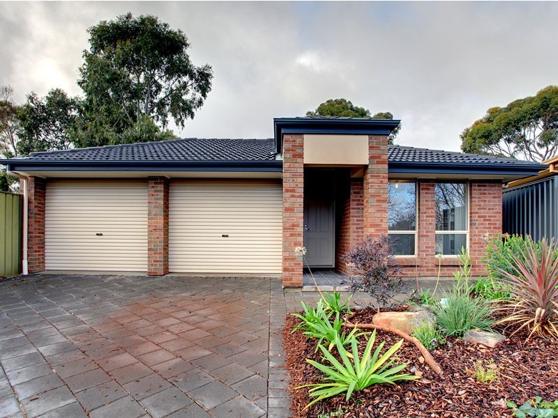 23 Scarvell Avenue, Trott Park SA 5158