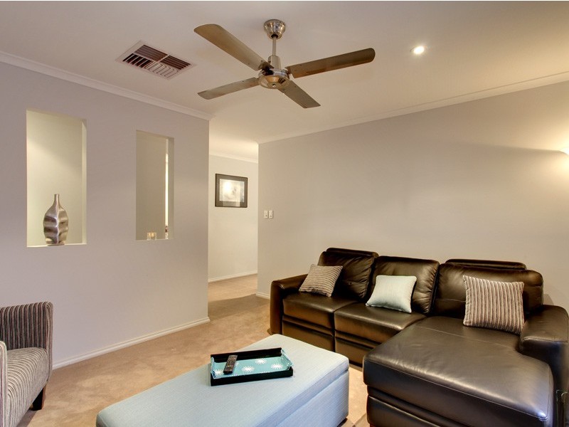 211 States Road, Morphett Vale SA 5162